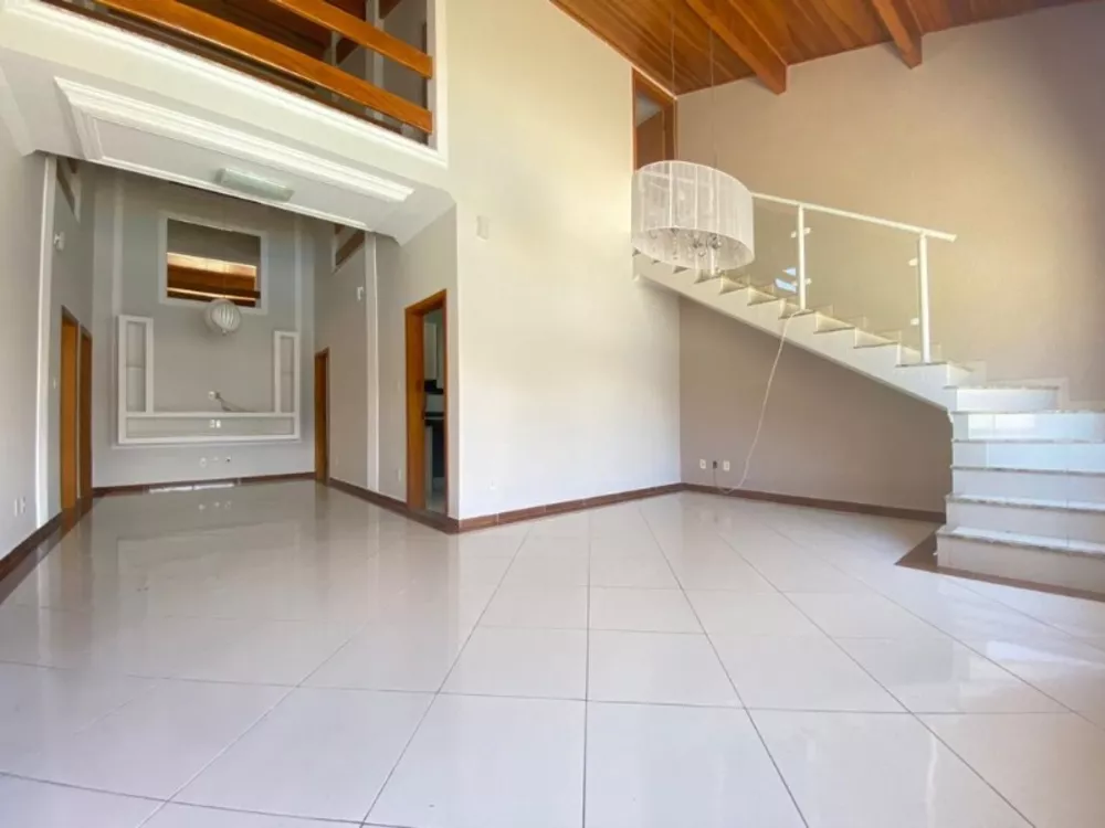 Casa à venda com 4 quartos, 214m² - Foto 11