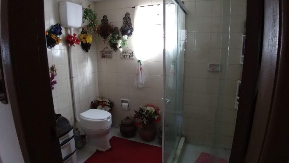 Casa à venda com 5 quartos, 120m² - Foto 3