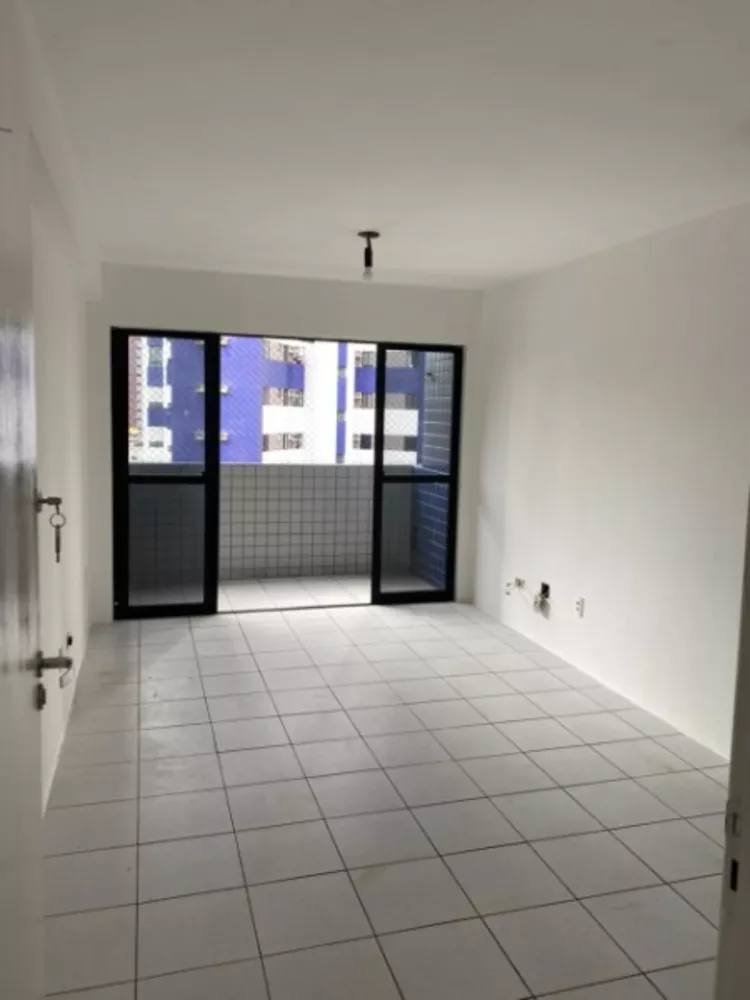 Apartamento à venda com 2 quartos, 62m² - Foto 7