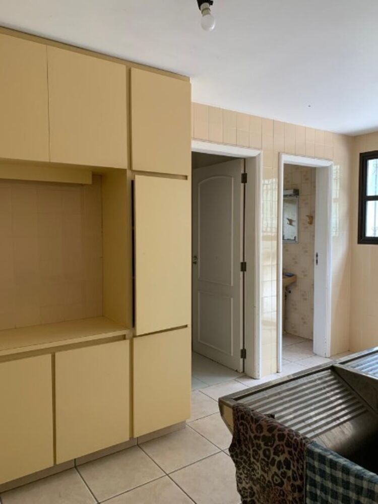 Casa à venda com 7 quartos, 600m² - Foto 9