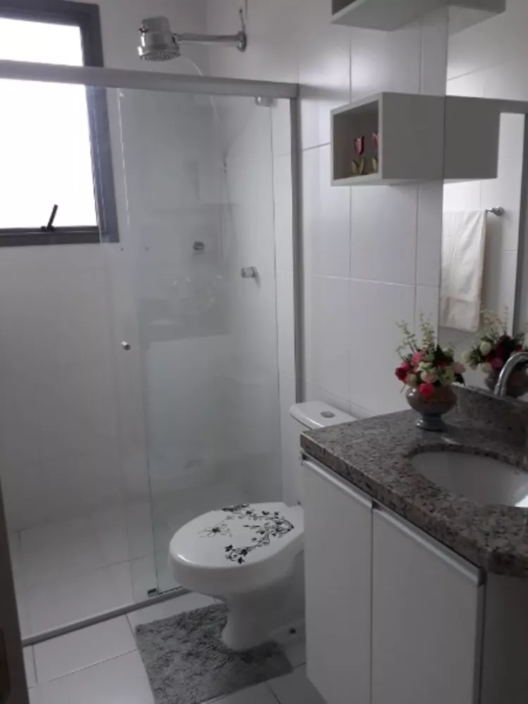 Apartamento à venda com 2 quartos, 69m² - Foto 1