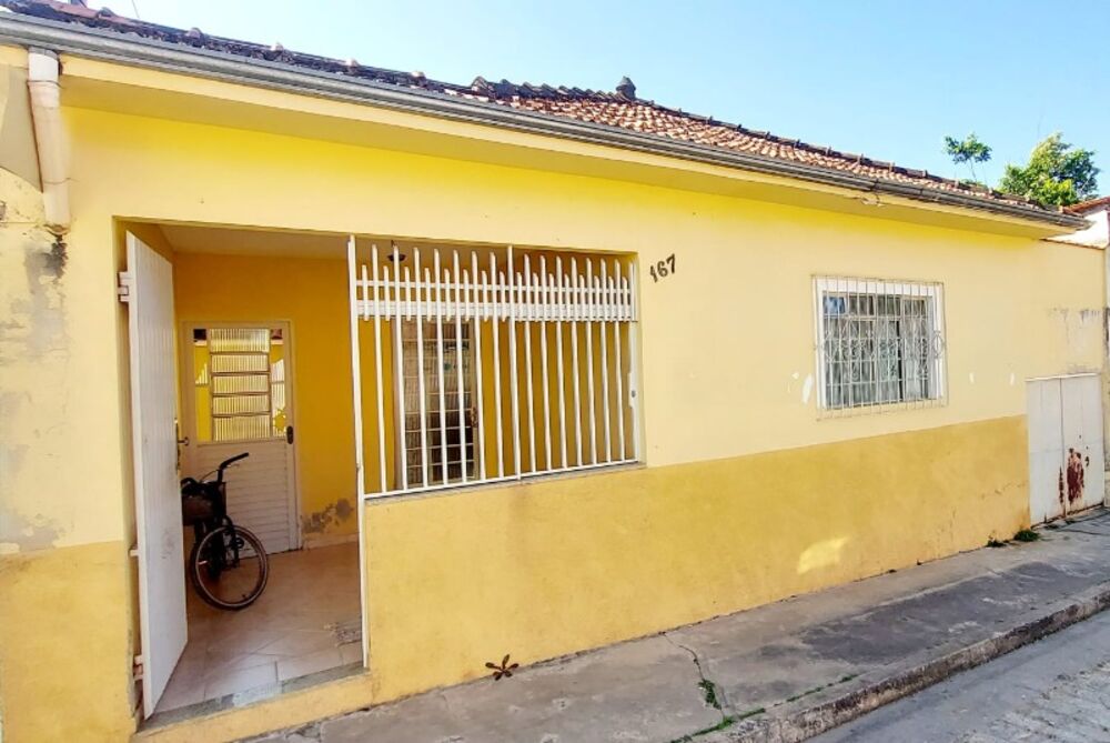Casa à venda com 3 quartos, 166m² - Foto 2