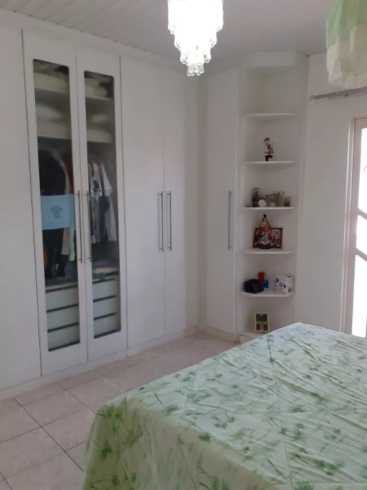 Casa à venda com 3 quartos, 268m² - Foto 20