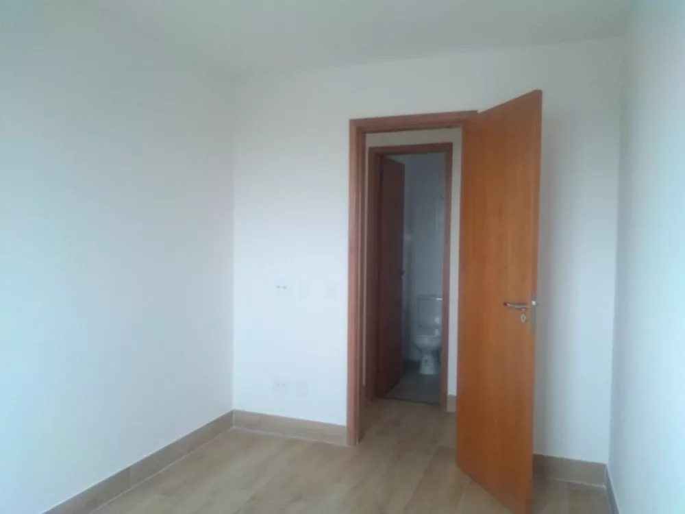 Apartamento à venda com 2 quartos, 60m² - Foto 3