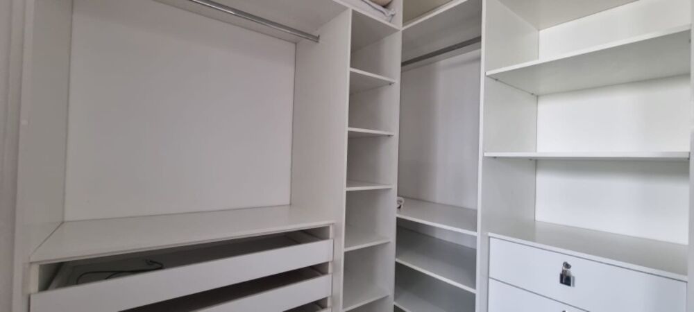 Apartamento à venda com 2 quartos, 77m² - Foto 4