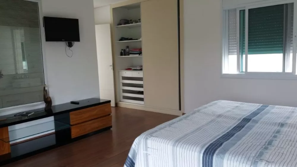 Casa à venda com 4 quartos, 600m² - Foto 12