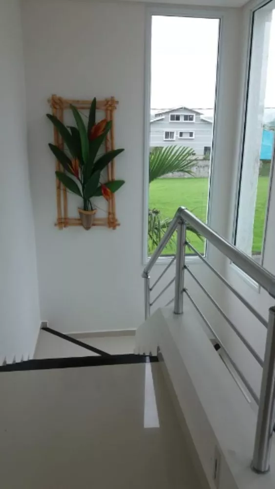 Casa à venda com 4 quartos, 600m² - Foto 16