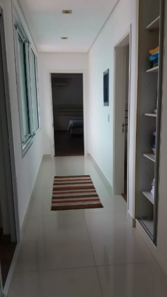 Casa à venda com 4 quartos, 600m² - Foto 11