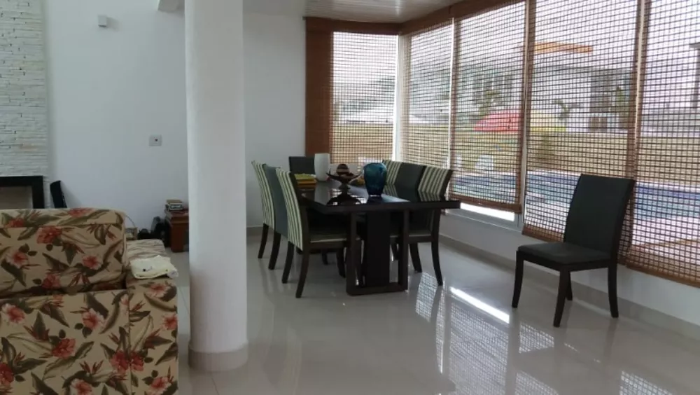 Casa à venda com 4 quartos, 600m² - Foto 5