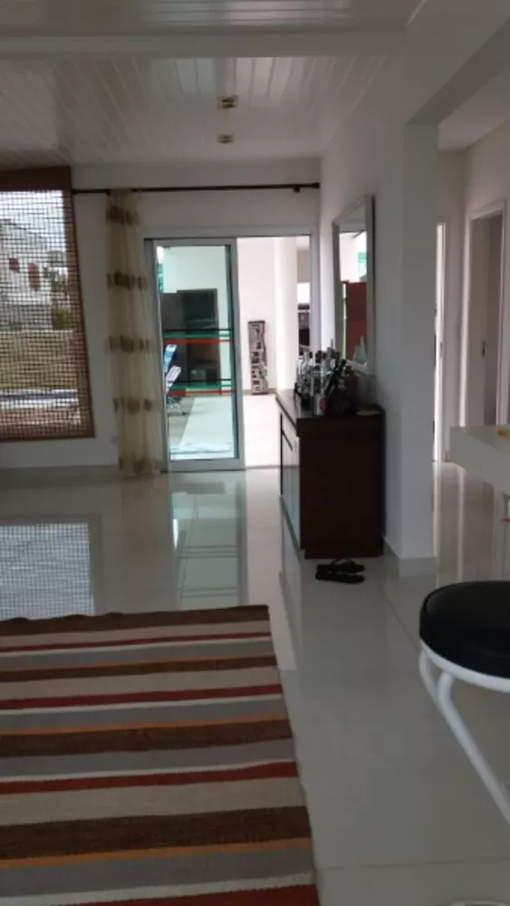 Casa à venda com 4 quartos, 600m² - Foto 10