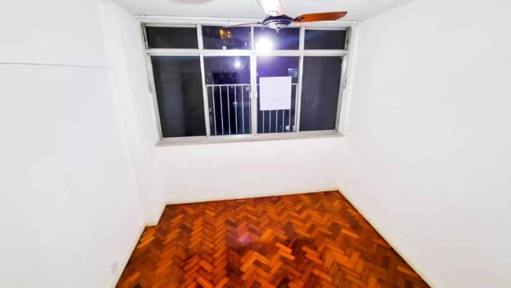 Apartamento à venda com 2 quartos, 65m² - Foto 6