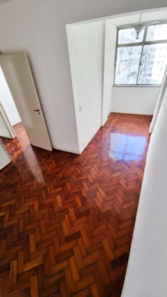 Apartamento à venda com 2 quartos, 65m² - Foto 11