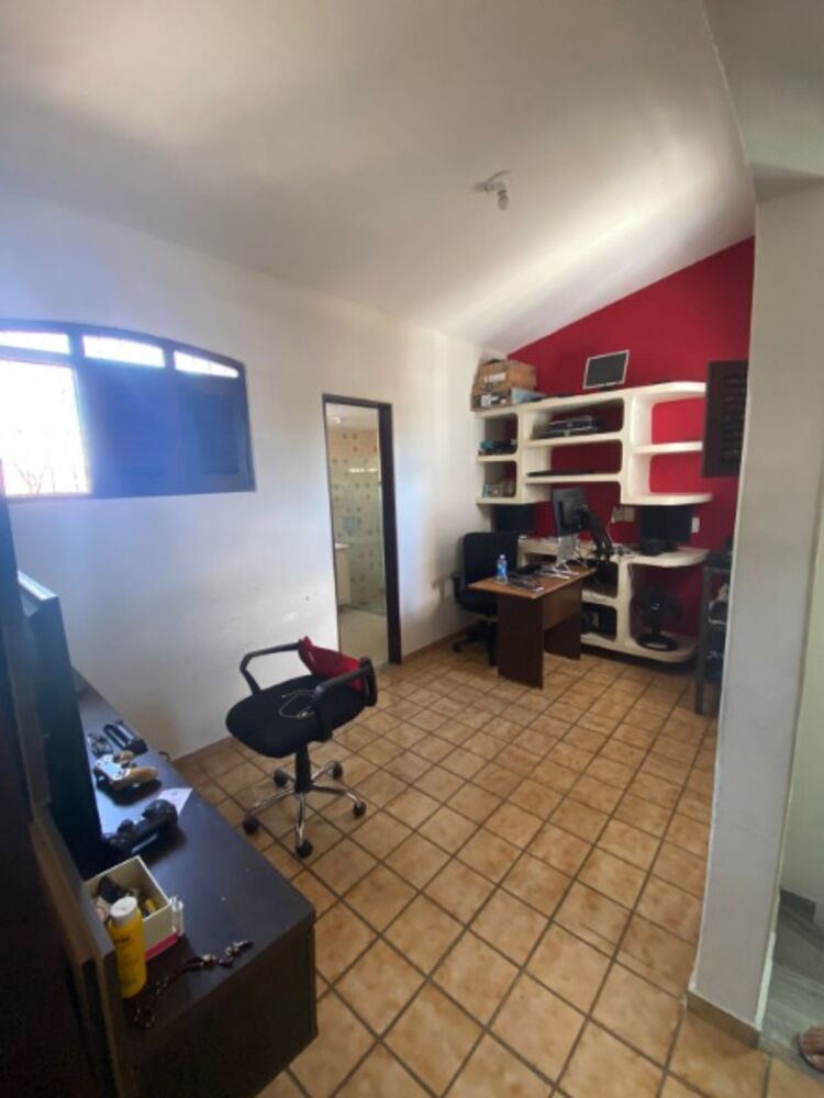 Casa, 5 quartos, 200 m² - Foto 4