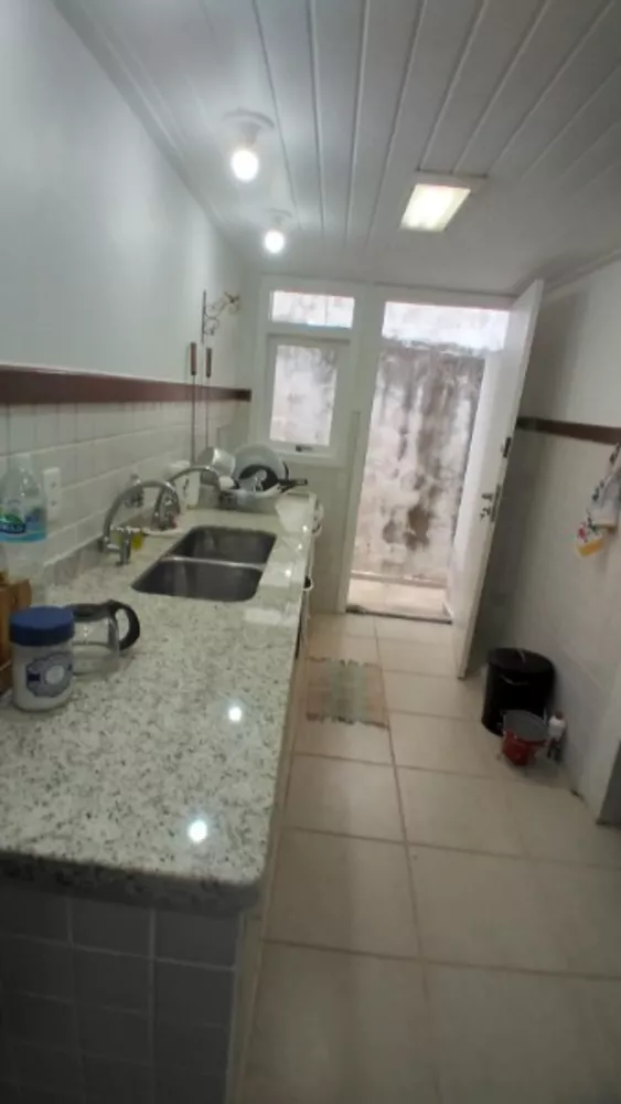 Casa à venda com 3 quartos, 160m² - Foto 8