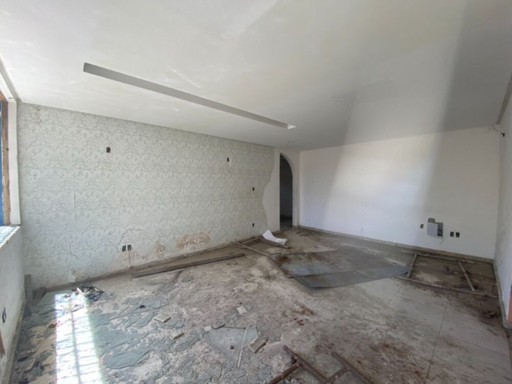 Casa à venda com 2 quartos, 155m² - Foto 5