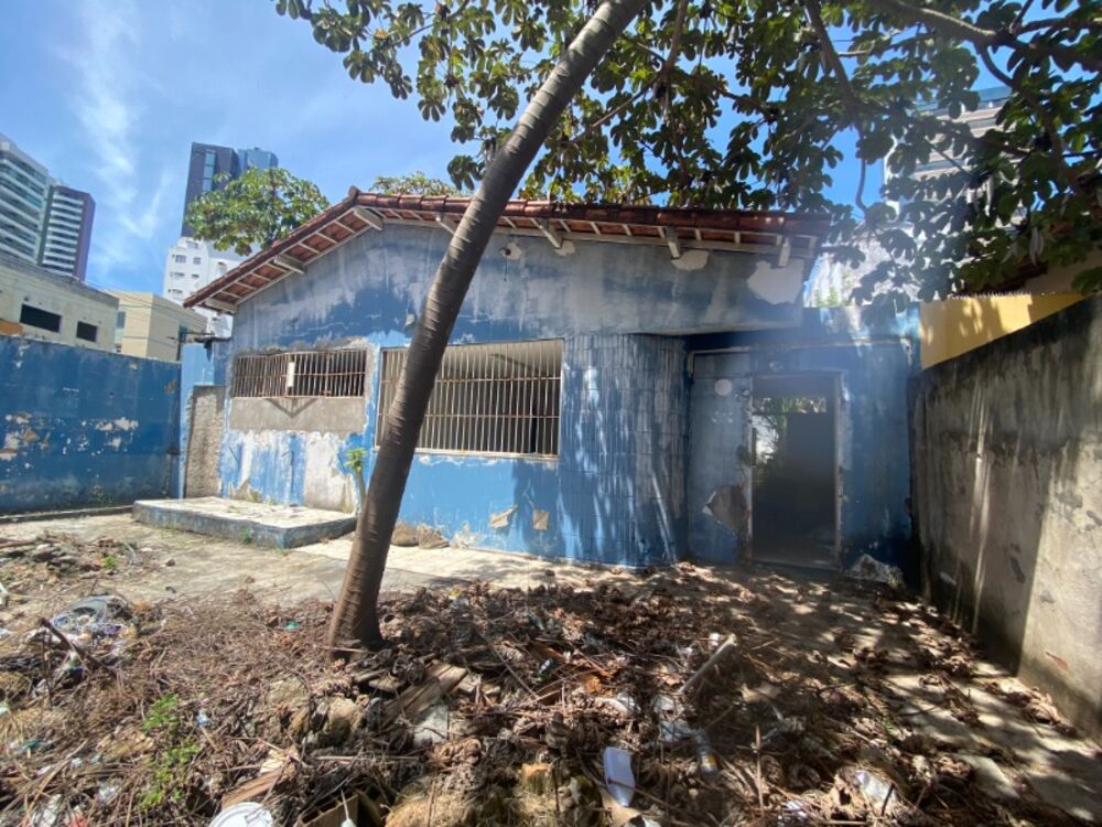 Casa à venda com 2 quartos, 155m² - Foto 3