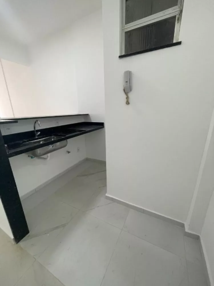 Apartamento à venda com 1 quarto, 38m² - Foto 3