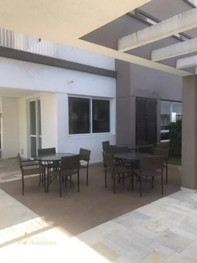 Apartamento à venda com 2 quartos, 70m² - Foto 7