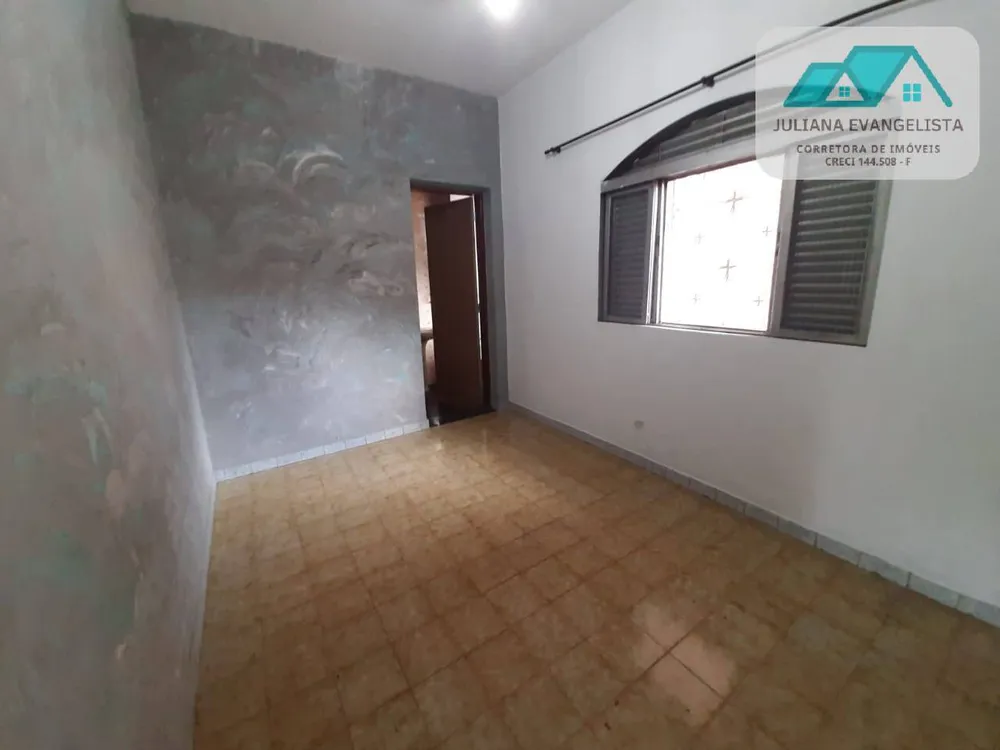 Casa, 3 quartos, 199 m² - Foto 2