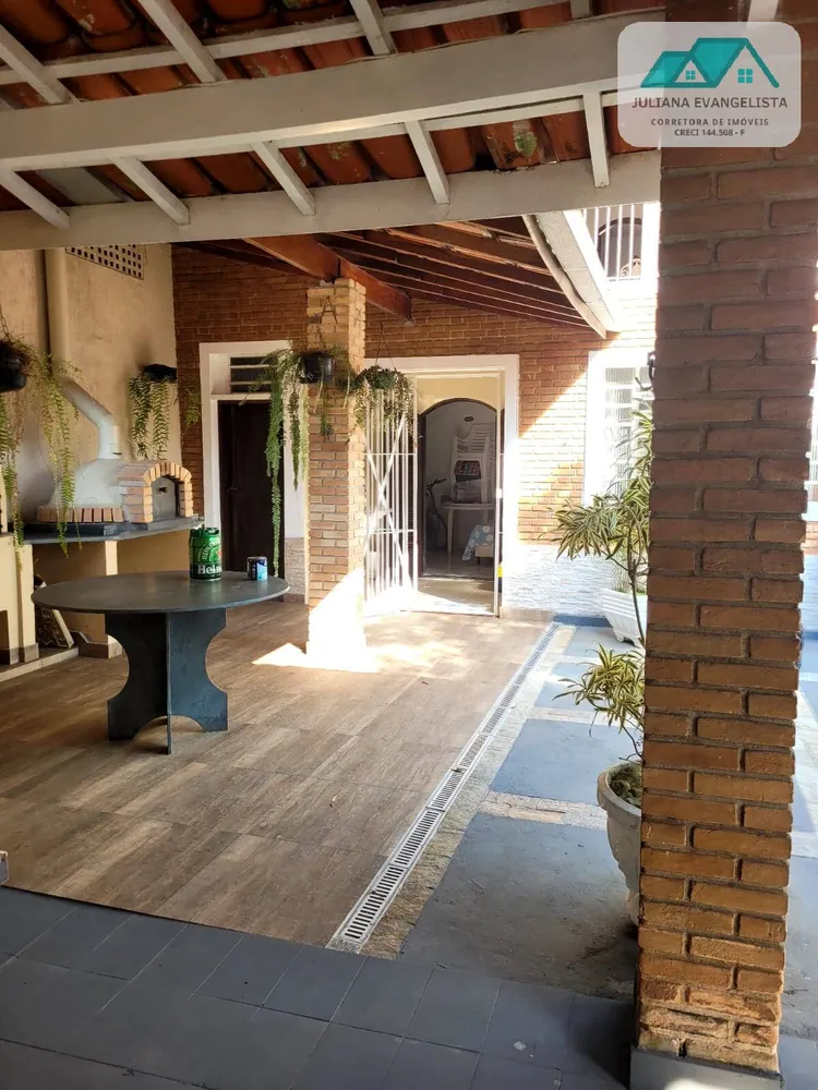Casa, 3 quartos, 218 m² - Foto 7