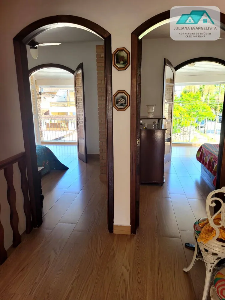 Casa, 3 quartos, 218 m² - Foto 6