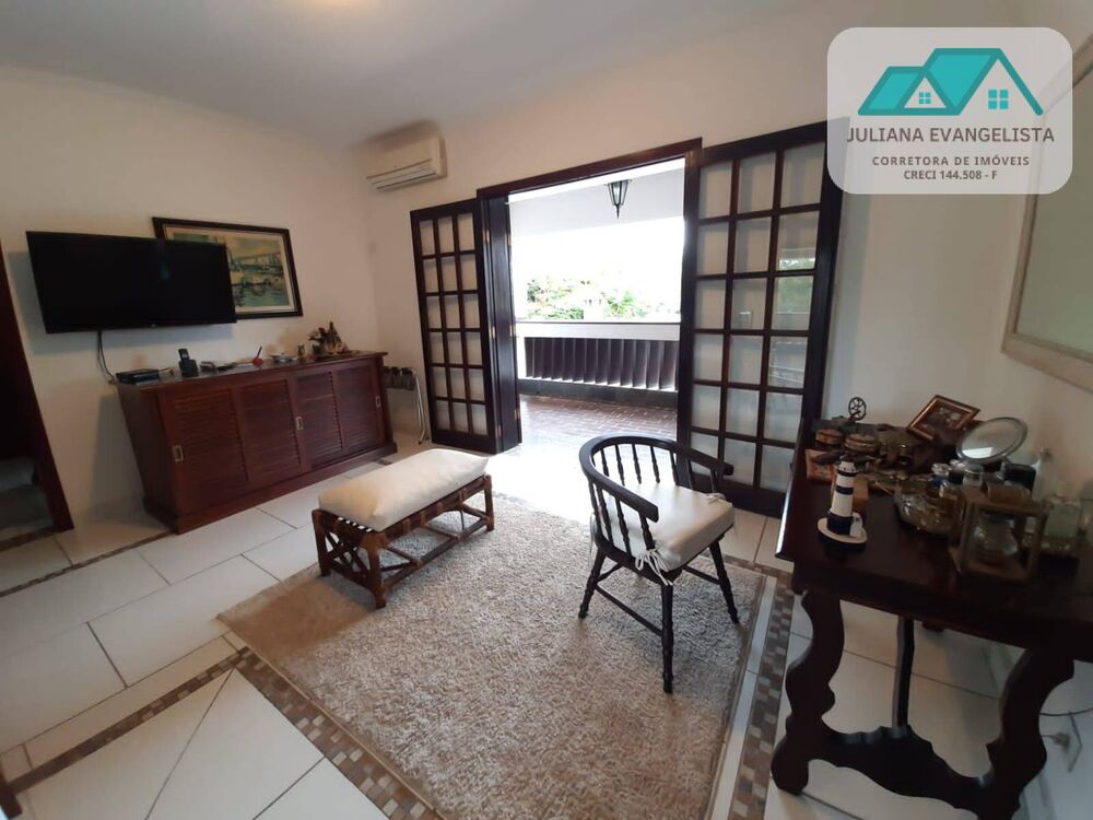Casa, 5 quartos, 376 m² - Foto 1