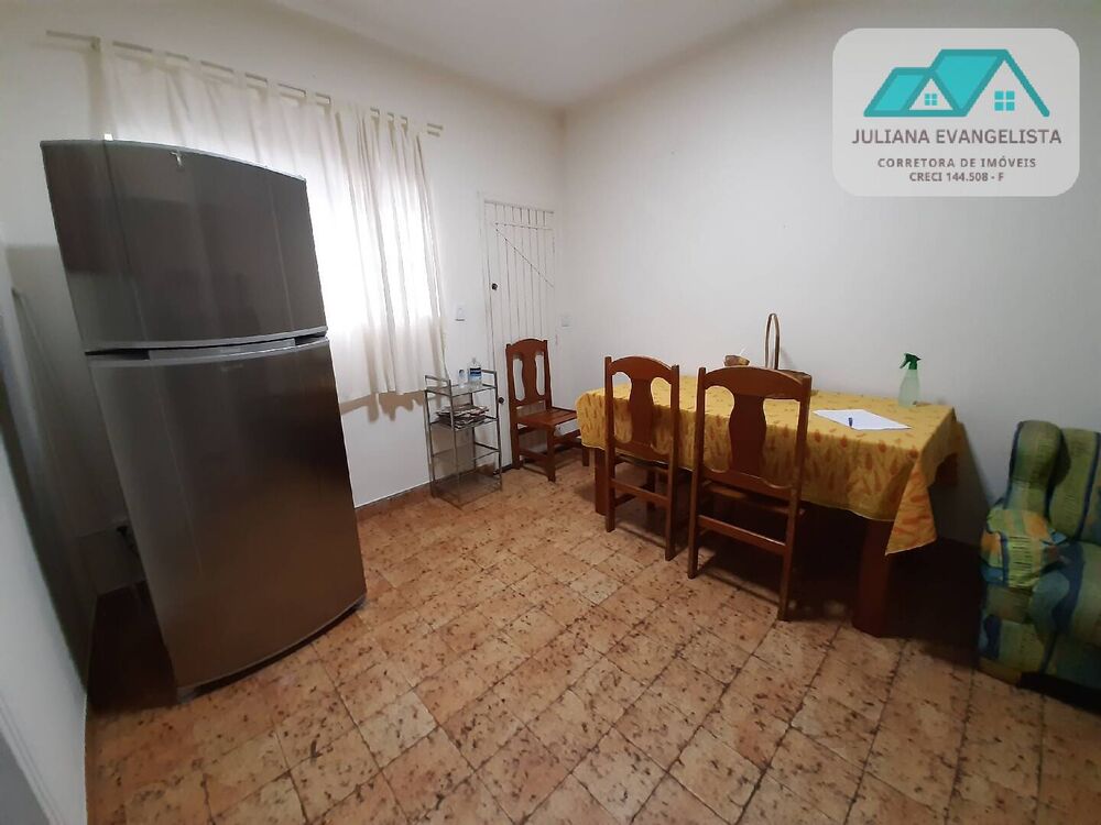Casa, 3 quartos, 194 m² - Foto 2
