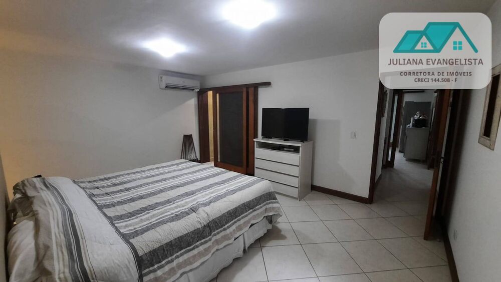 Casa, 4 quartos, 335 m² - Foto 2