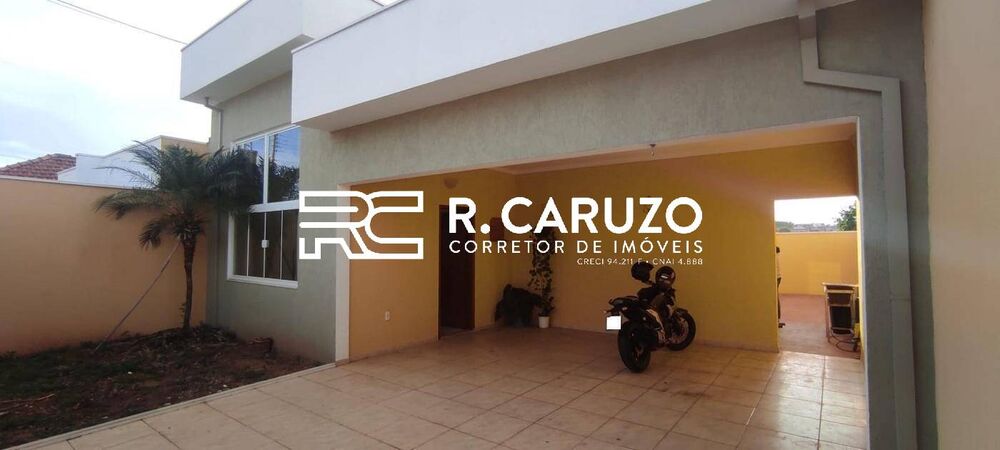Casa à venda com 2 quartos, 90m² - Foto 1