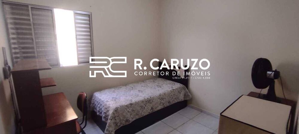 Casa à venda com 2 quartos, 90m² - Foto 4