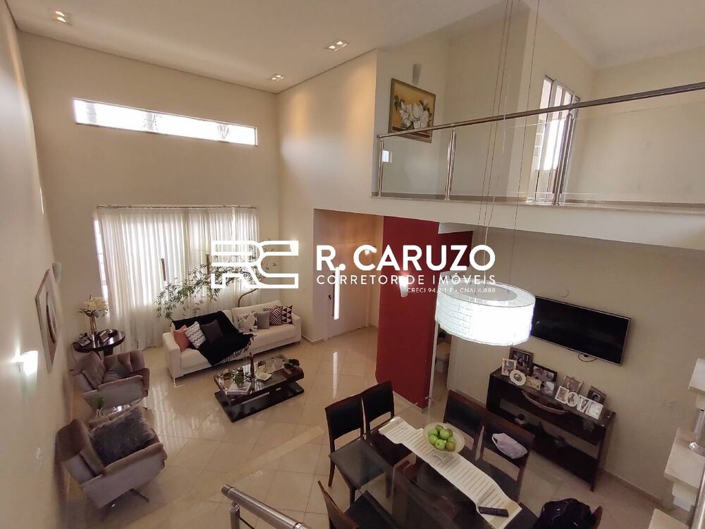 Casa de Condomínio à venda com 3 quartos, 294m² - Foto 1