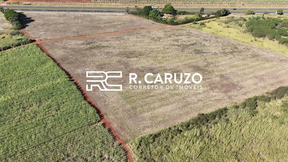 Terreno à venda, 41599m² - Foto 1