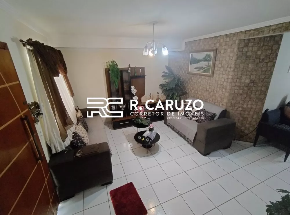 Casa à venda com 3 quartos, 102m² - Foto 1