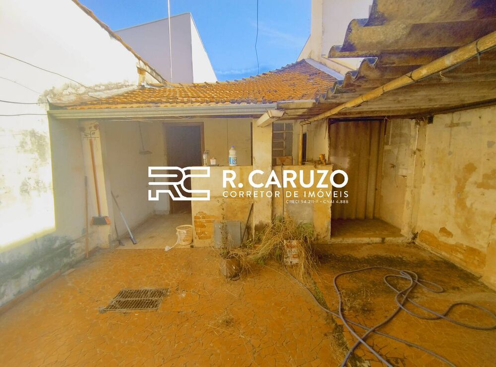Casa à venda com 2 quartos, 115m² - Foto 8
