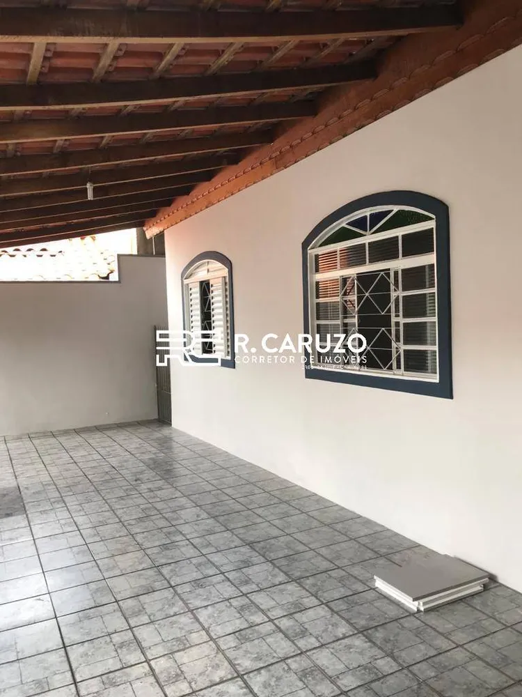 Casa, 3 quartos, 176 m² - Foto 2