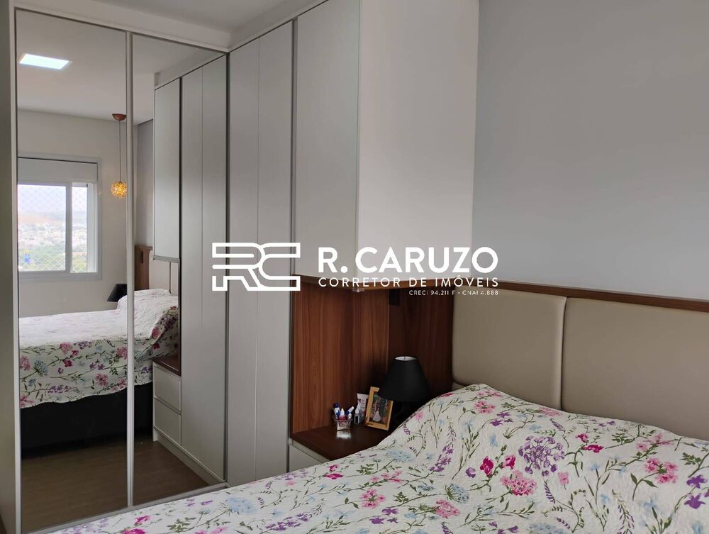 Apartamento à venda com 2 quartos, 69m² - Foto 4