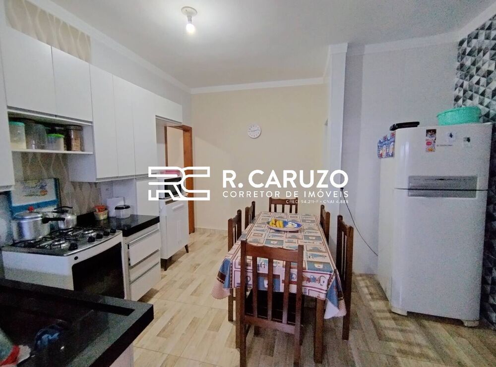 Casa à venda com 2 quartos, 120m² - Foto 3