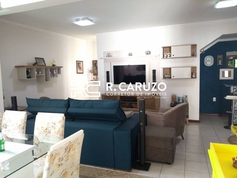 Casa, 3 quartos, 217 m² - Foto 3