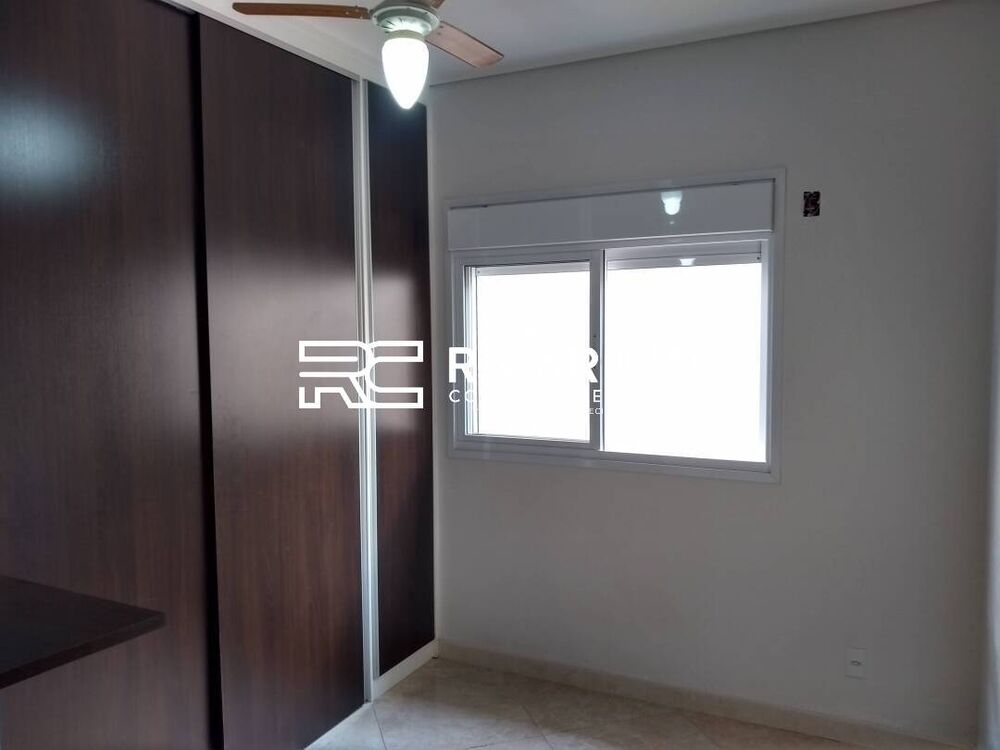 Casa à venda com 3 quartos, 142m² - Foto 1