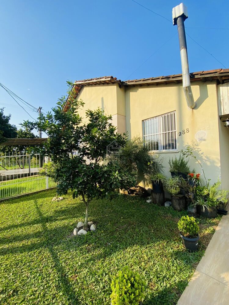 Casa, 2 quartos, 61 m² - Foto 1