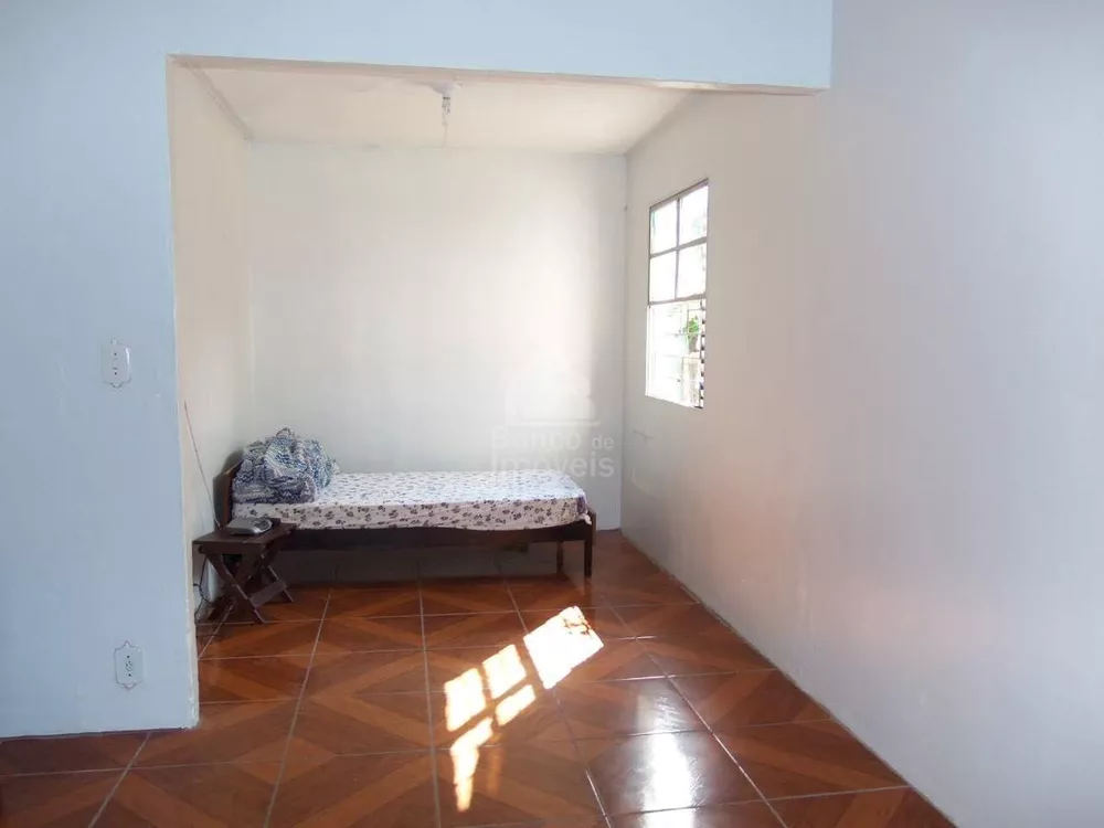 Casa à venda com 2 quartos, 40m² - Foto 6