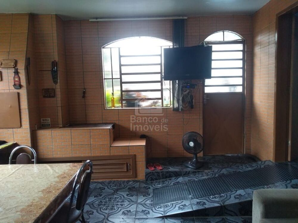 Sobrado, 4 quartos, 310 m² - Foto 2