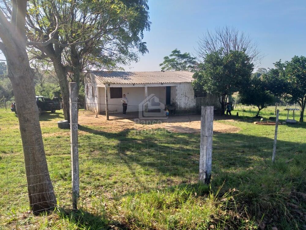 Sítio à venda com 2 quartos, 1m² - Foto 2