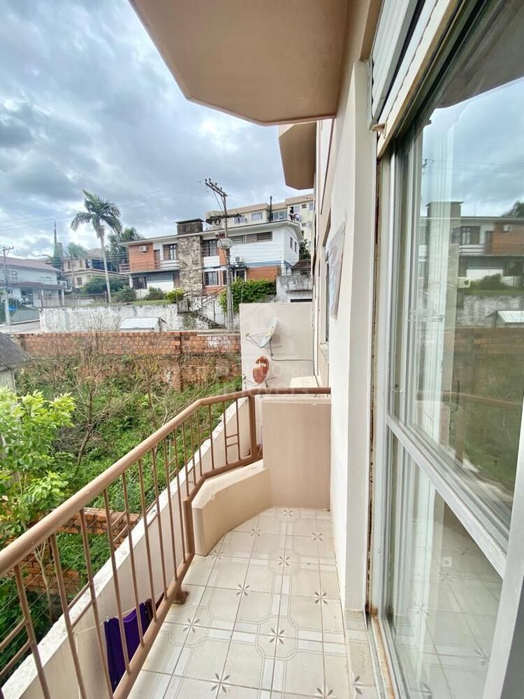 Apartamento à venda com 2 quartos, 65m² - Foto 4