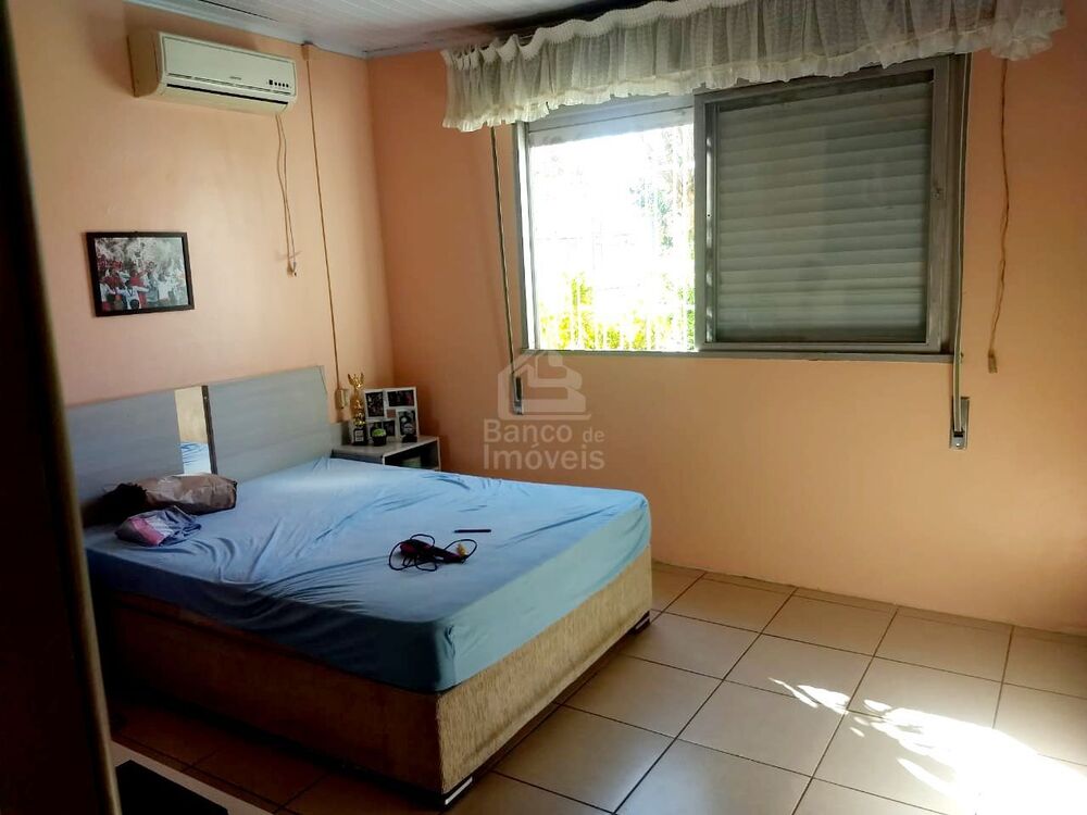 Casa, 5 quartos, 240 m² - Foto 2