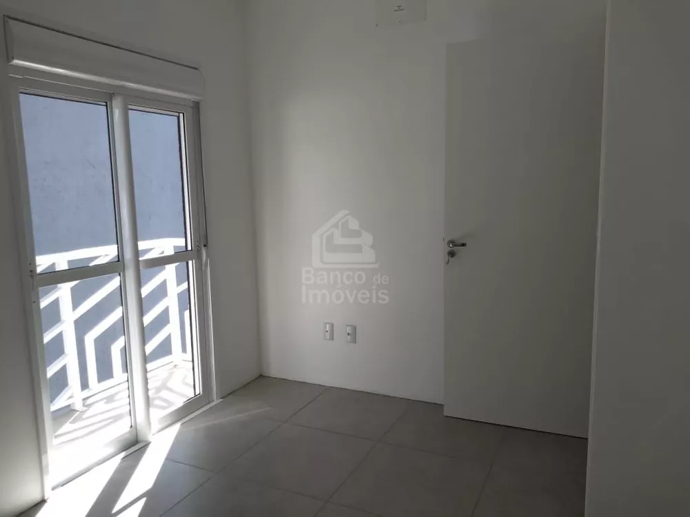 Casa à venda com 2 quartos, 77m² - Foto 7