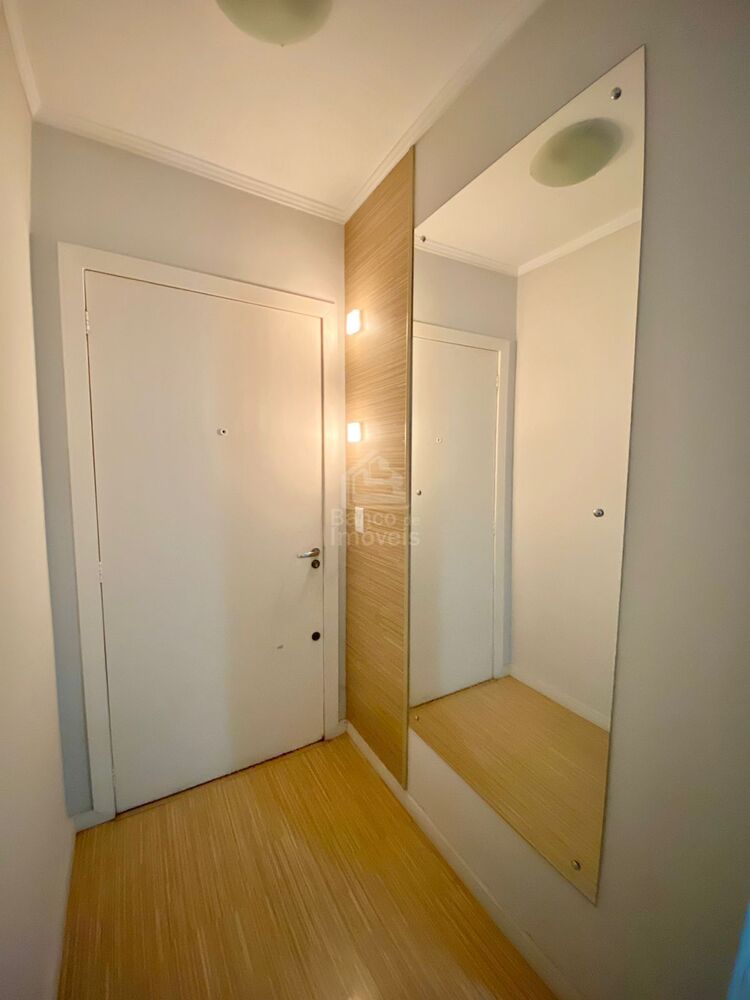 Apartamento à venda com 3 quartos, 110m² - Foto 3