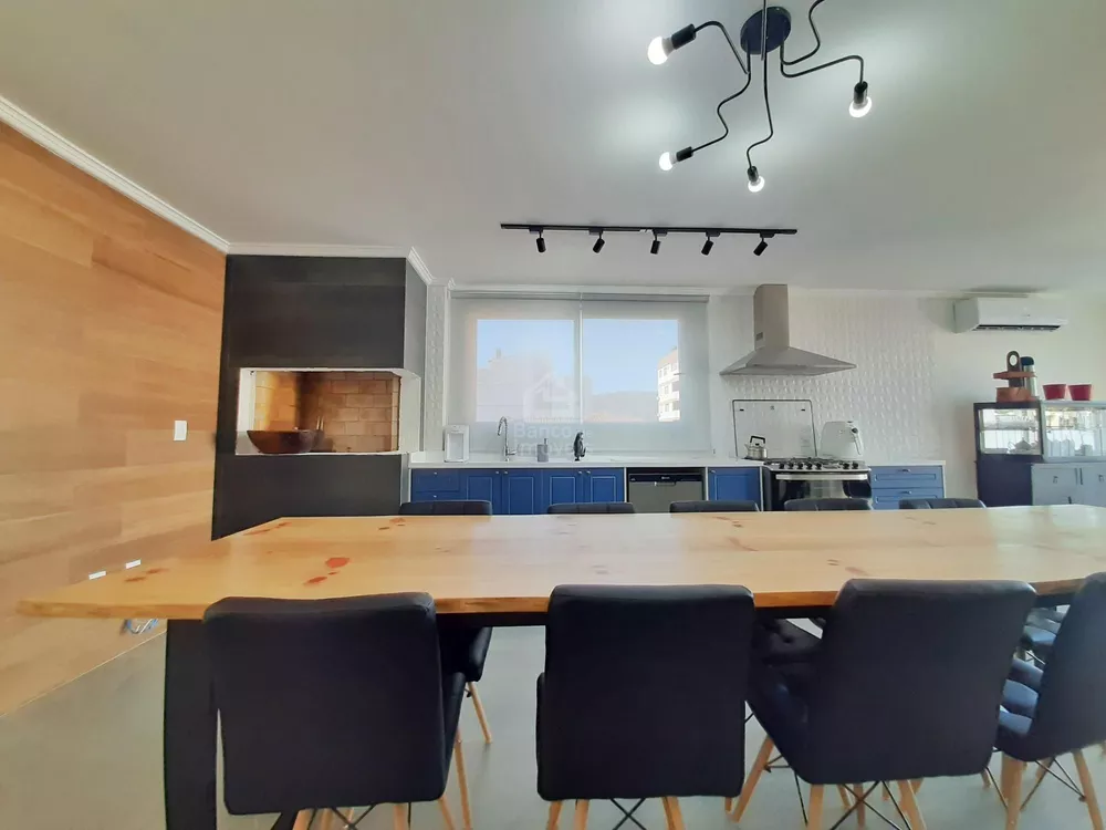 Casa, 3 quartos, 260 m² - Foto 1