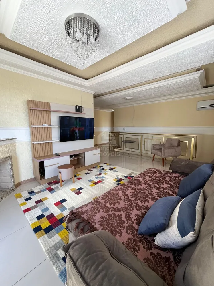 Cobertura, 3 quartos, 270 m² - Foto 3