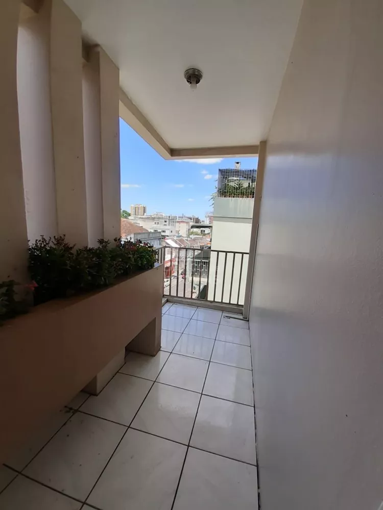 Apartamento à venda com 3 quartos, 97m² - Foto 7